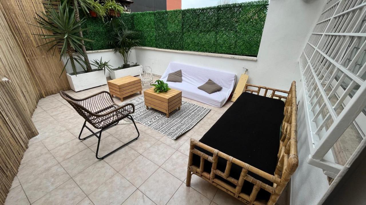 Casa de Férias Holiday In Testaccio 2terraces 2room 3guest Roma