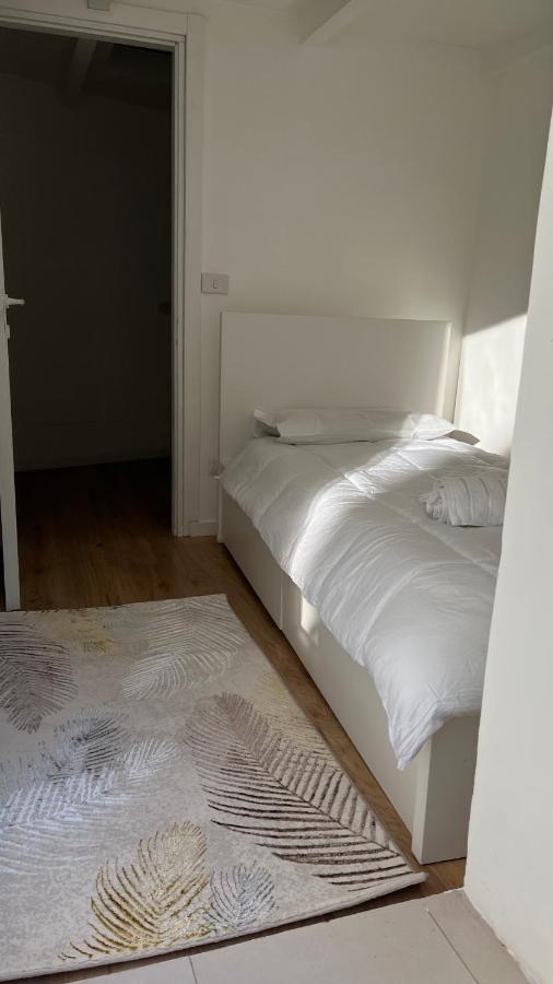 Casa de Férias Holiday In Testaccio 2terraces 2room 3guest *